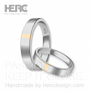 Wedding rings with a flat white gold insert